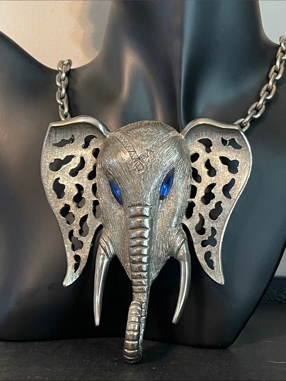 1970’s Celebrity NY Oversized Elephant Statement Necklace